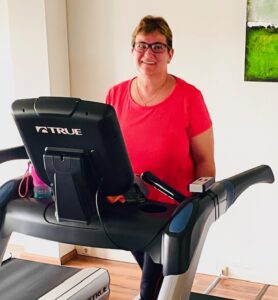 10 Sabine am Laufband
